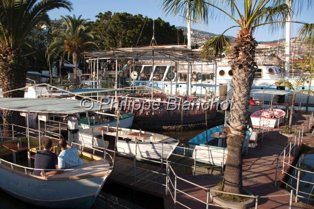 madere 09.JPG - Ancien bâteau des Beatles, aujourd'hui bar-restaurant, Funchal, Madère, Portugal